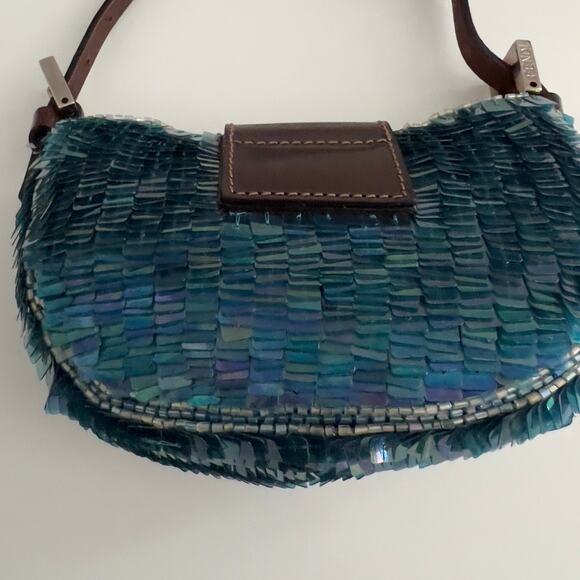 Vintage Fendi Blue Sequin Crossiant - Picture 5 of 7